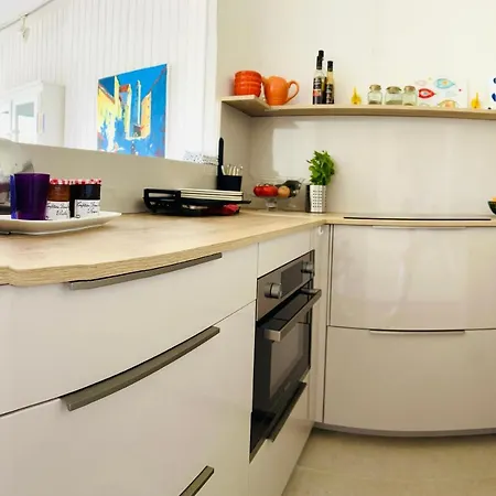 Pearl Beach Апартаменты Сен-Тропе